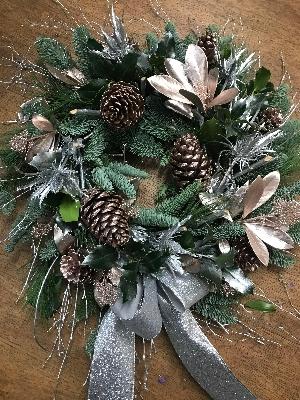 Luxor christmas door wreath