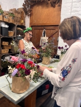 Spring tulip hand tied workshop